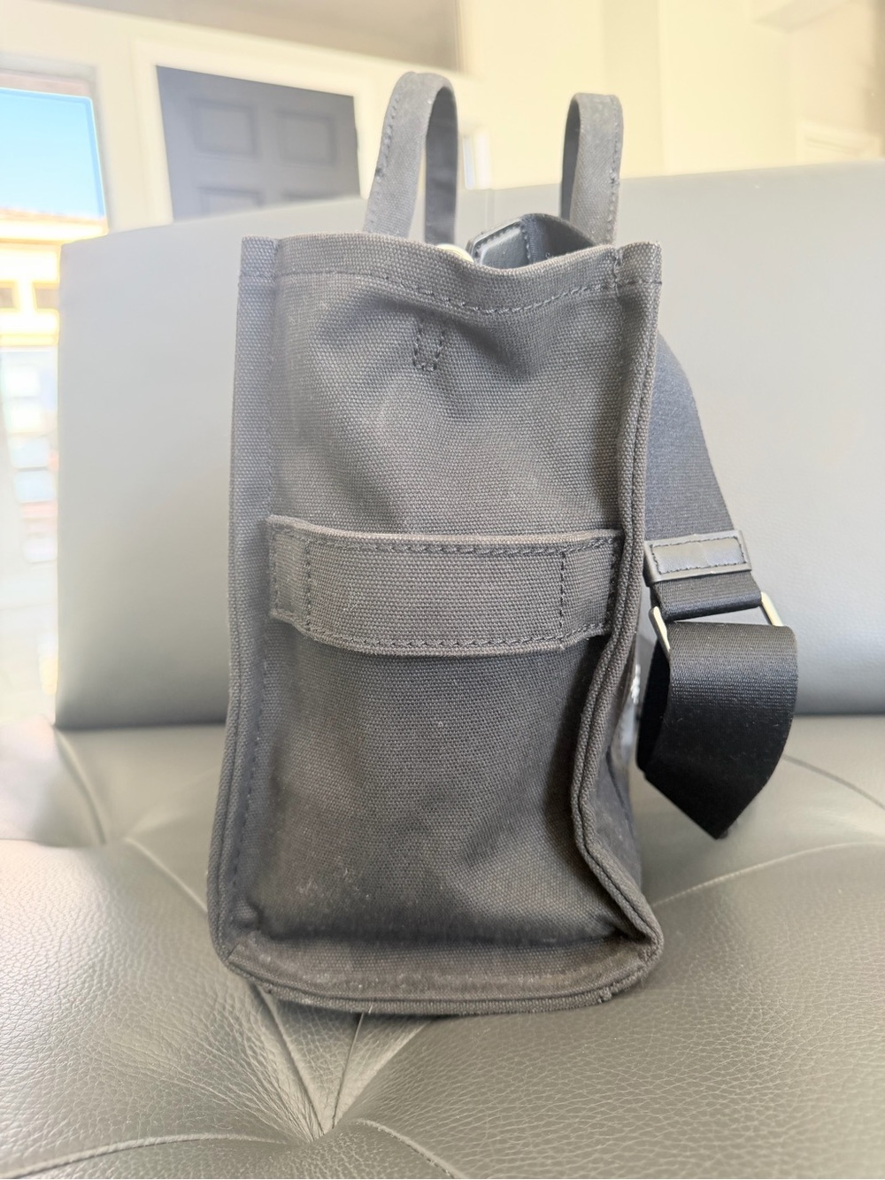 Marc Jacobs Black Canvas 'The Tote Bag' with White Logo - Picture 5 of 10